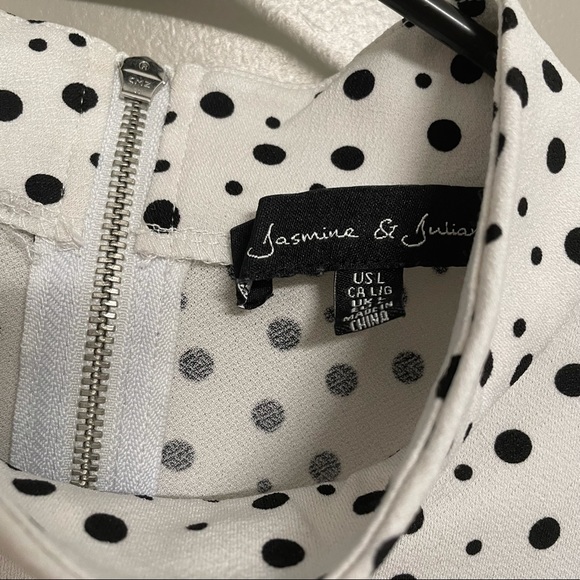 Mock Neck Top - Picture 2 of 3